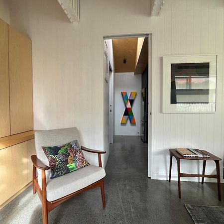 Stylish Eden Park Studio Окленд Экстерьер фото