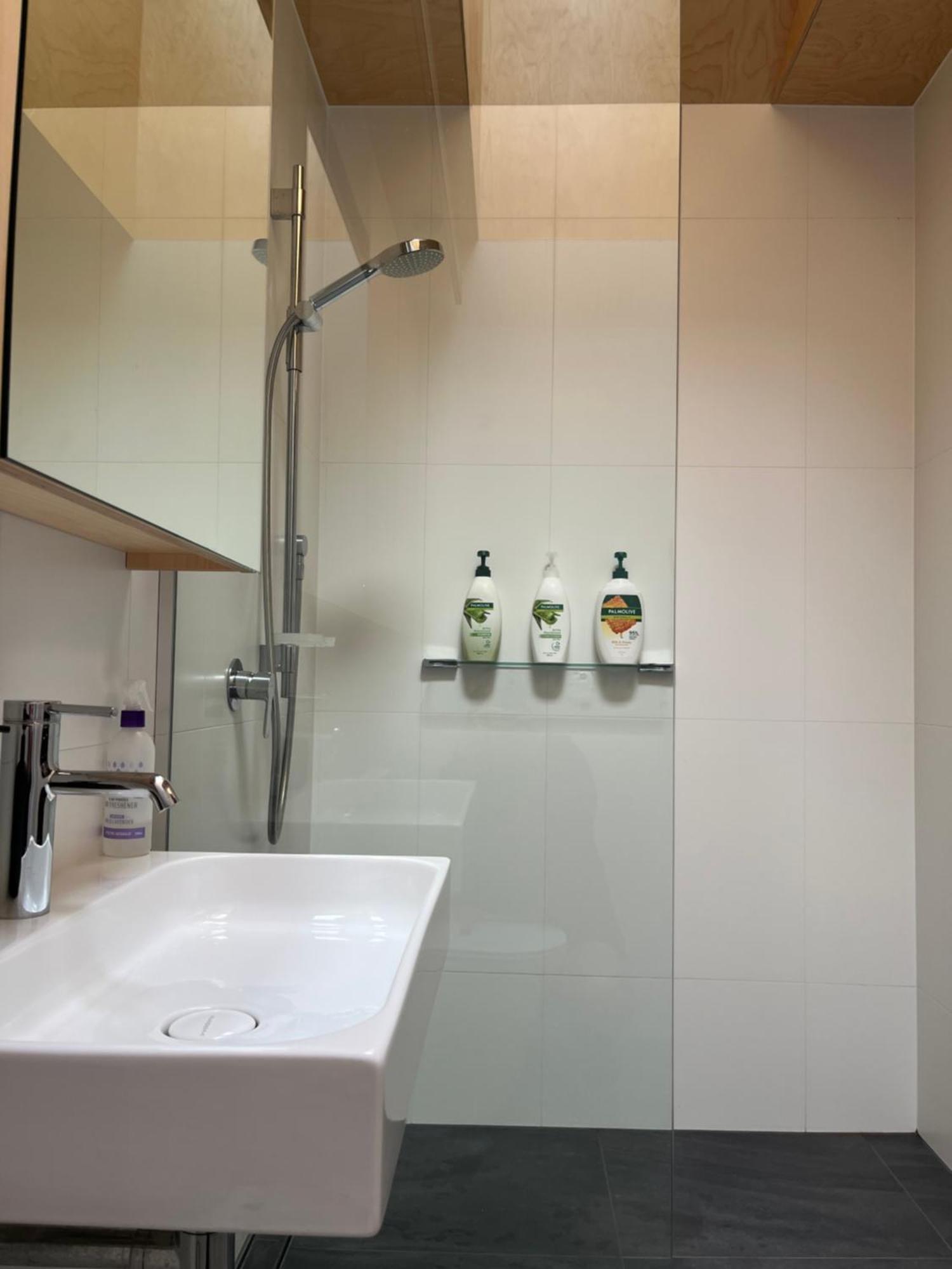 Stylish Eden Park Studio Окленд Экстерьер фото